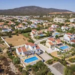 Nina Villa Quelfes